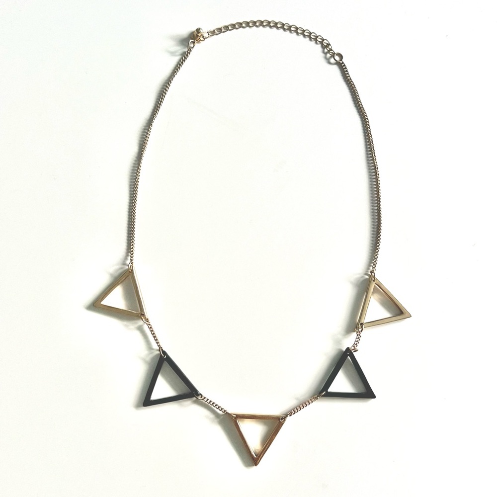 (❤️3/$30) Triangle Necklace